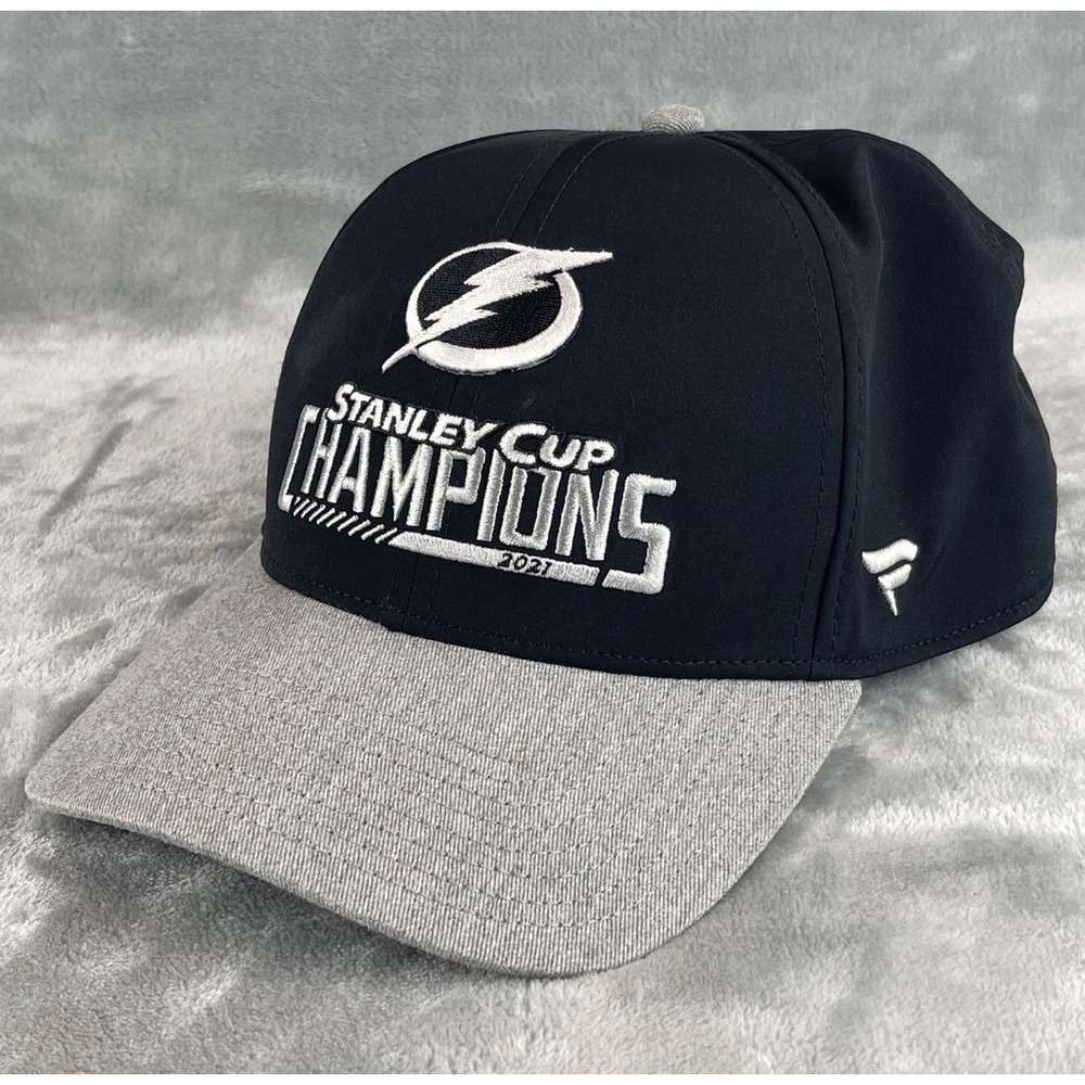 Tampa Bay Lightning Fanatics Hat 2021 Stanley Cup M/L Black Grey Excellent